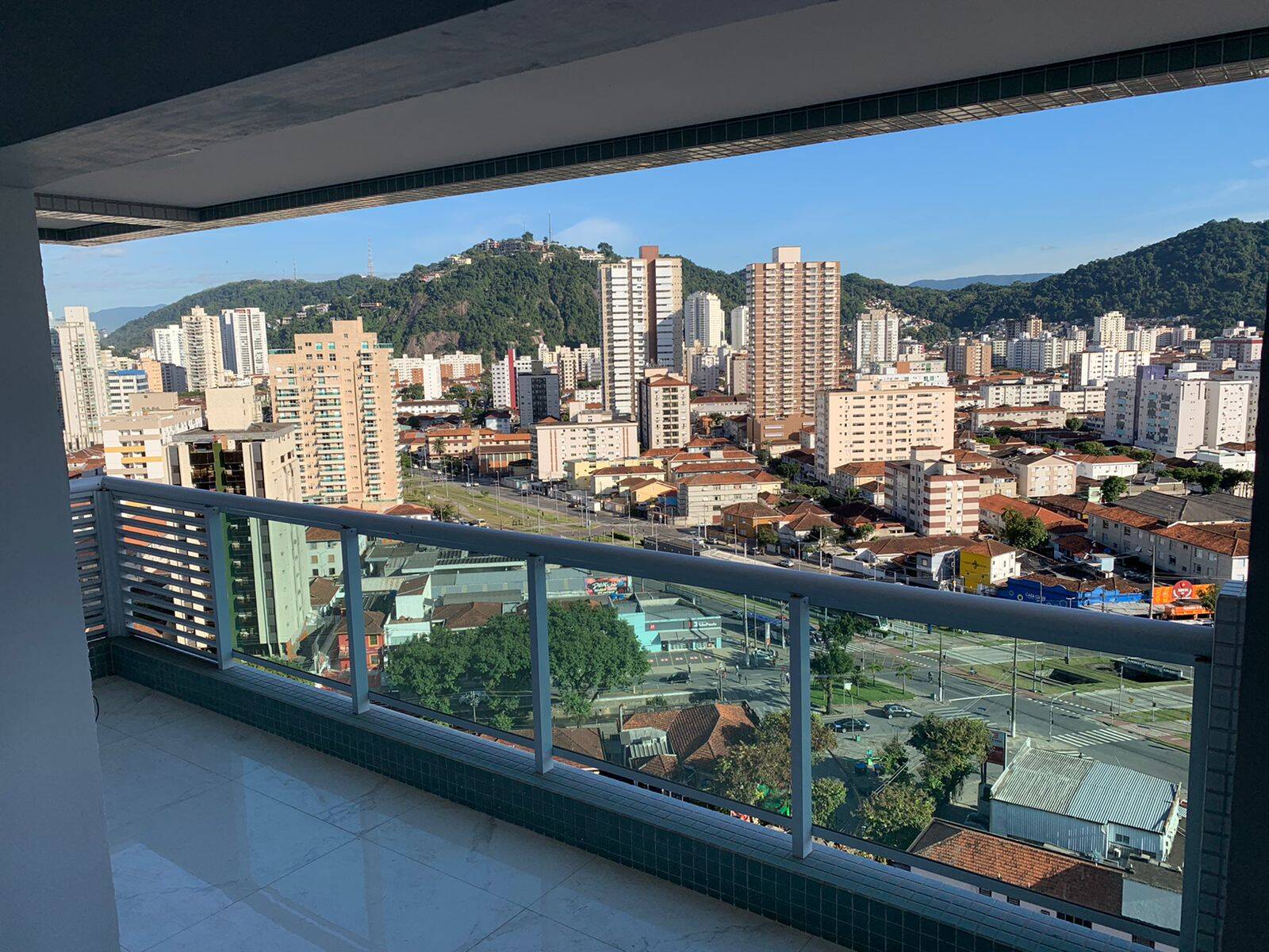 #2375-C - Apartamento para Venda em Santos - SP