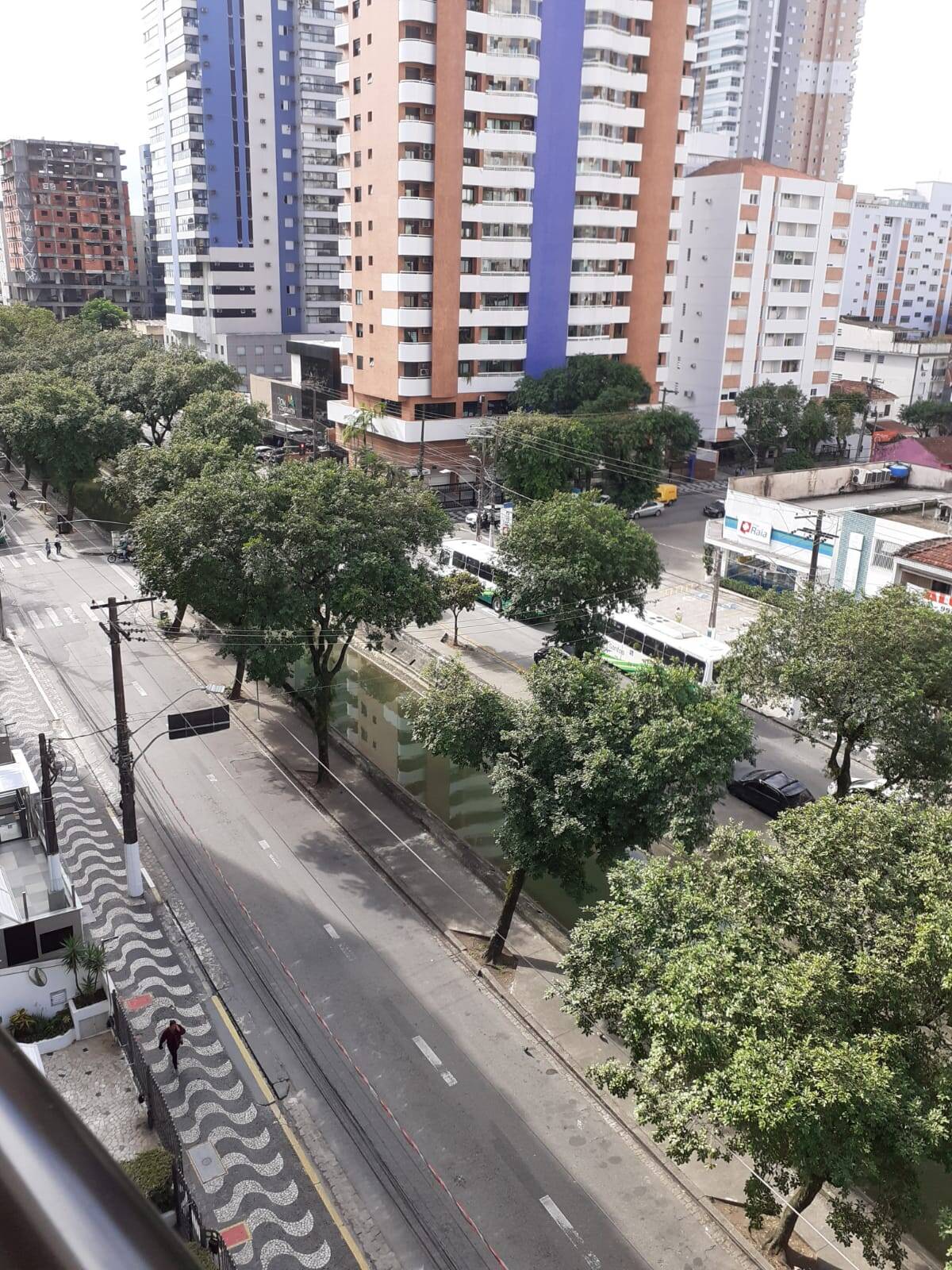 #2416-C - Apartamento para Venda em Santos - SP