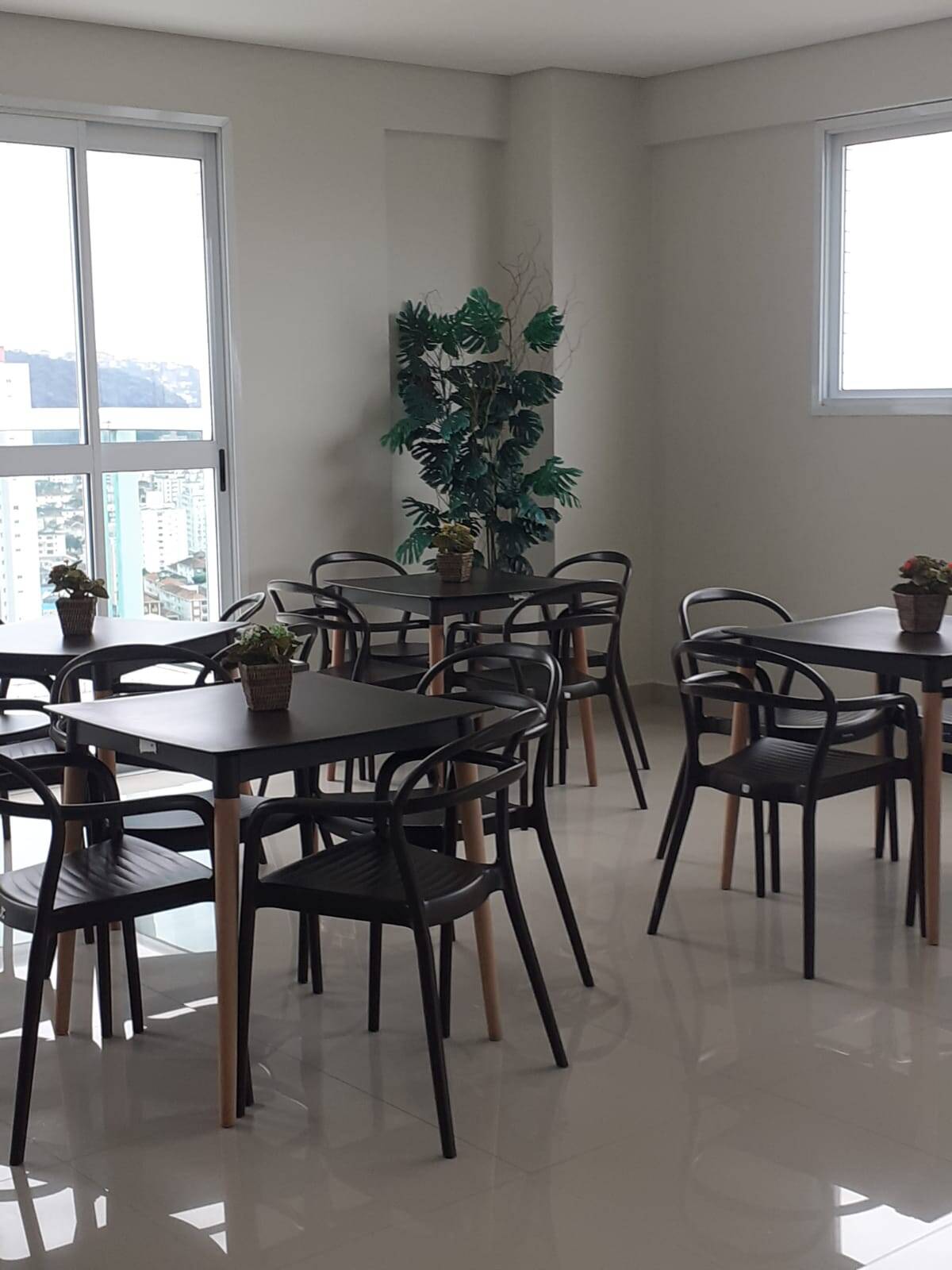 #2463-B - Apartamento para Venda em Santos - SP