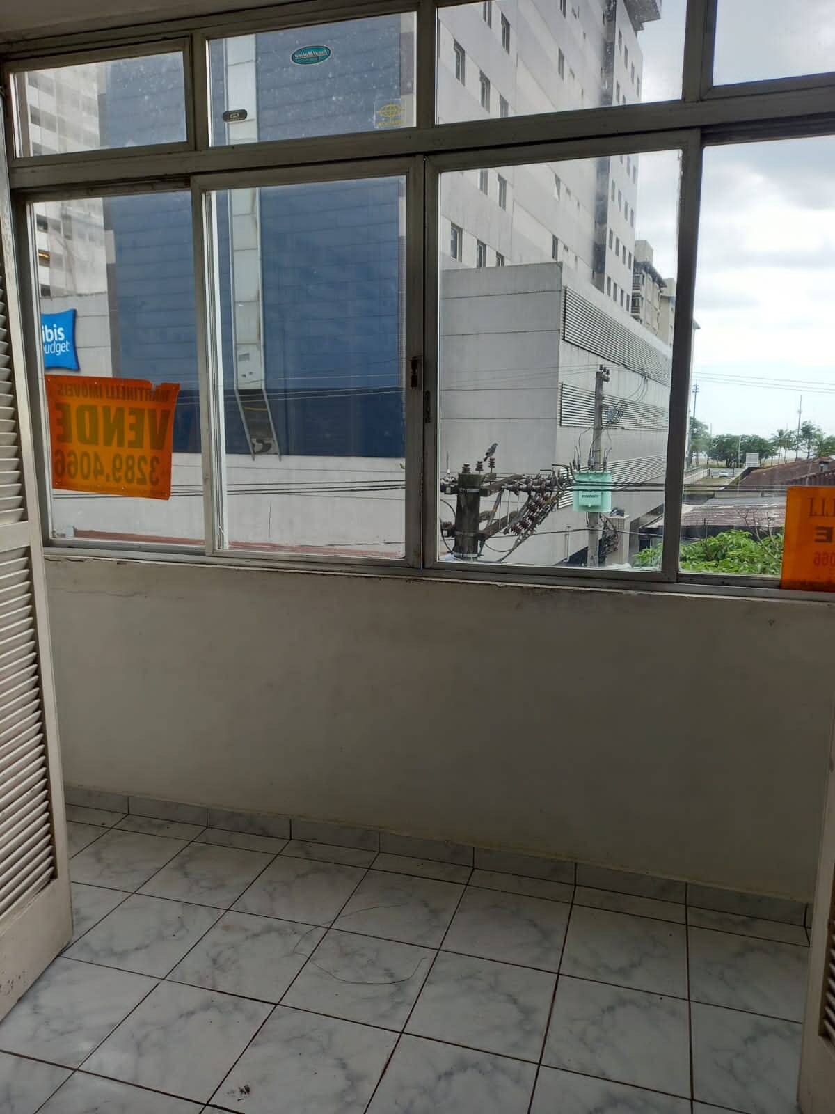 #2548-D - Apartamento para Venda em Santos - SP