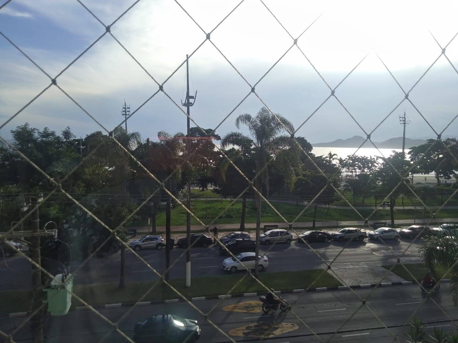 #2555-E - Apartamento para Venda em Santos - SP