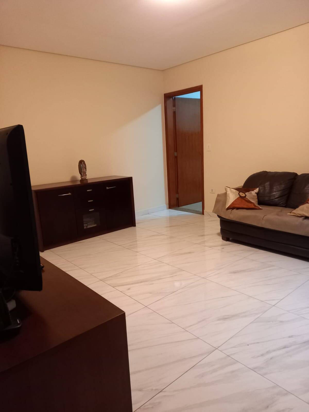 #2584-E - Apartamento para Venda em Santos - SP