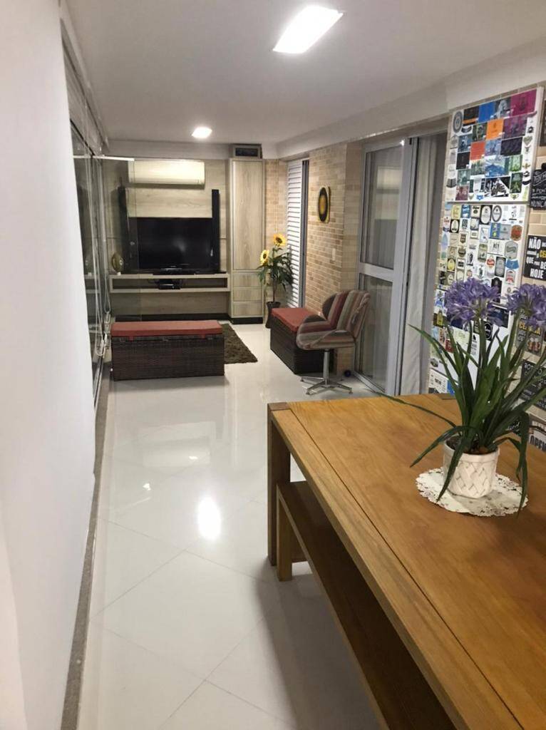 #2590-G - Apartamento para Venda em Santos - SP