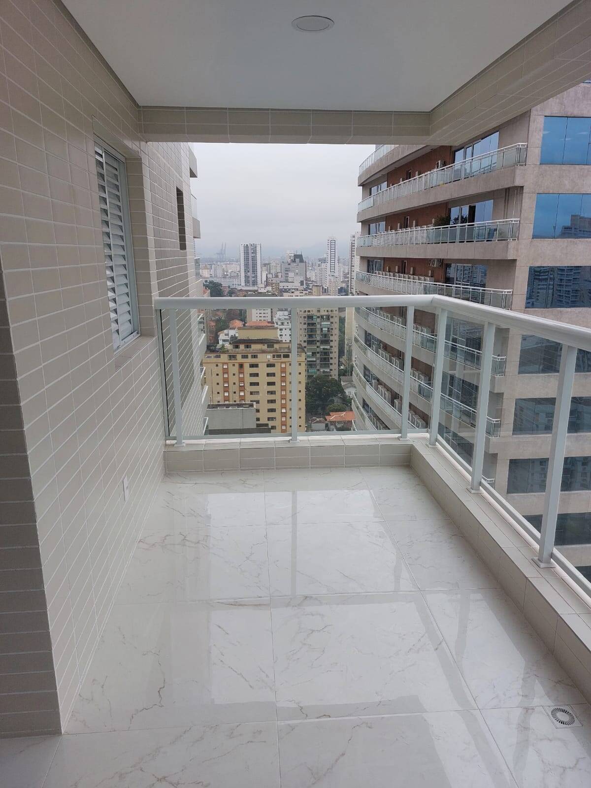 #2651-C - Apartamento para Venda em Santos - SP
