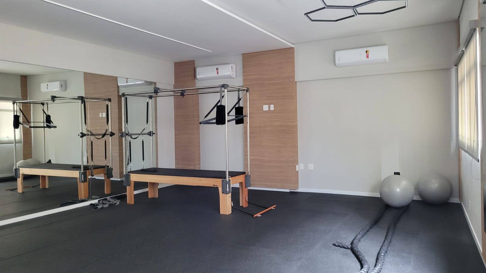 #2661-C - Apartamento para Venda em Santos - SP