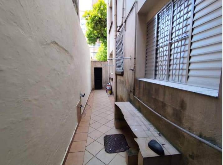 #2777 - Apartamento para Locação em Santos - SP