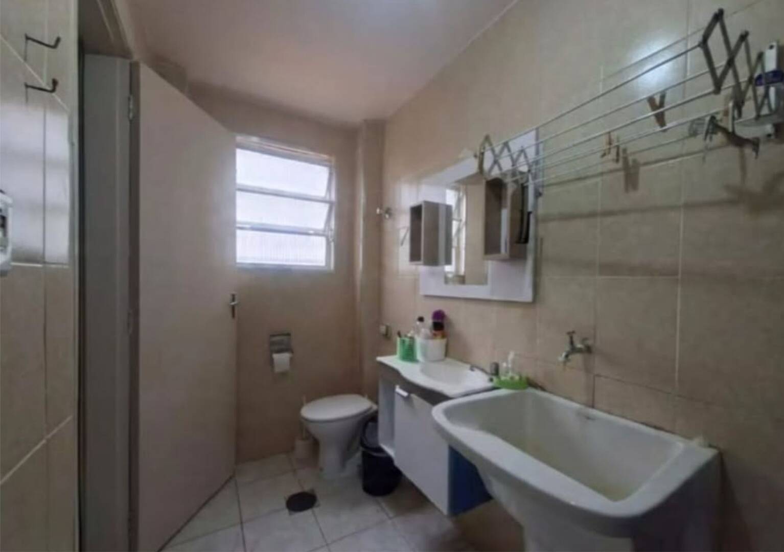 #2802-B - Apartamento para Venda em Santos - SP