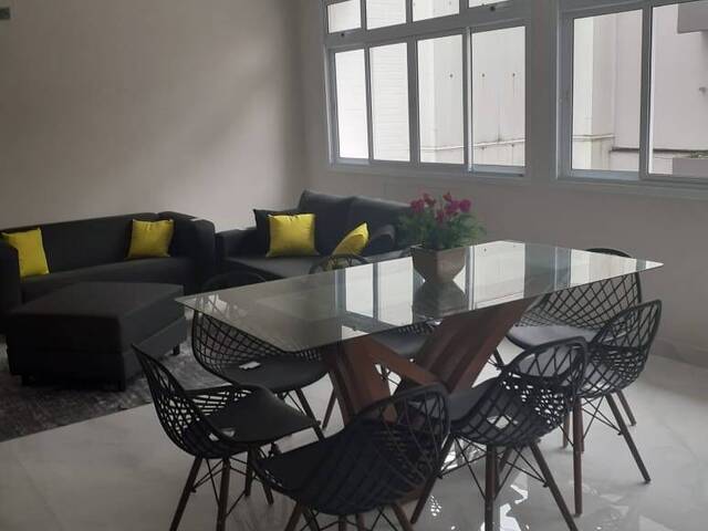 Apartamento para Venda em Santos - 4