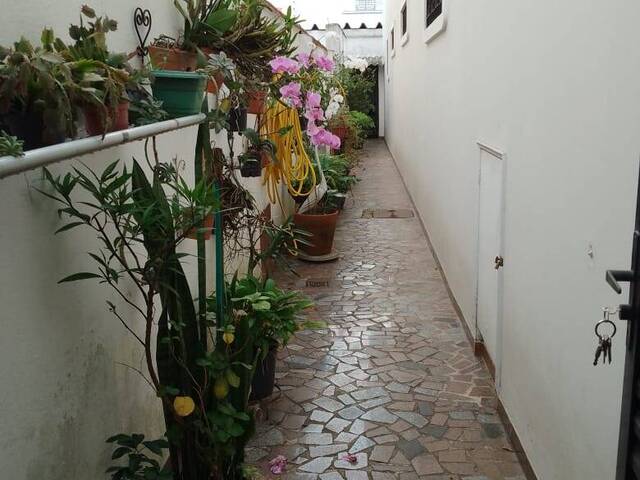 #2510-G - Apartamento para Venda em Santos - SP