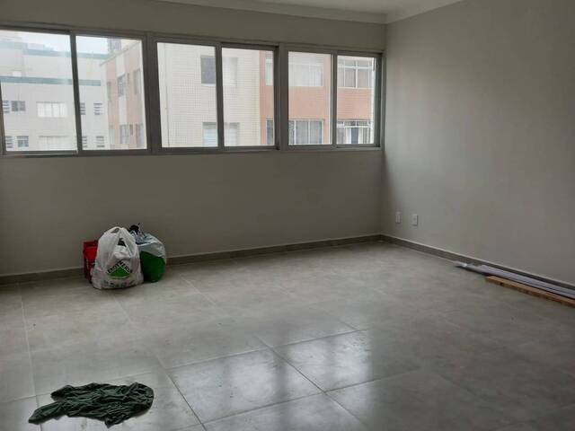 #2540-C - Apartamento para Venda em Santos - SP