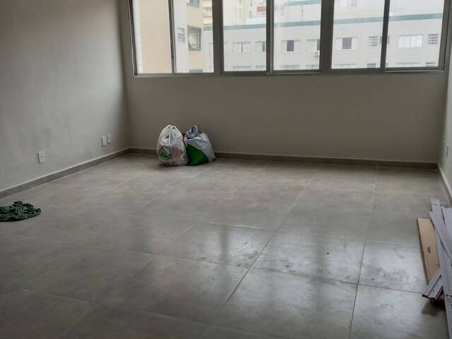Apartamento para Venda em Santos - 4