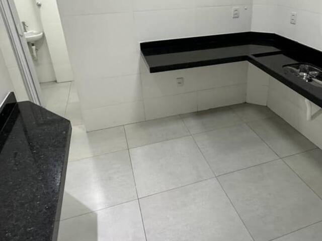 Apartamento para Venda em Santos - 4