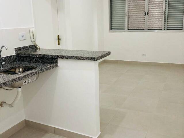 Apartamento para Venda em Santos - 5
